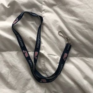 vibeyard vines lanyard